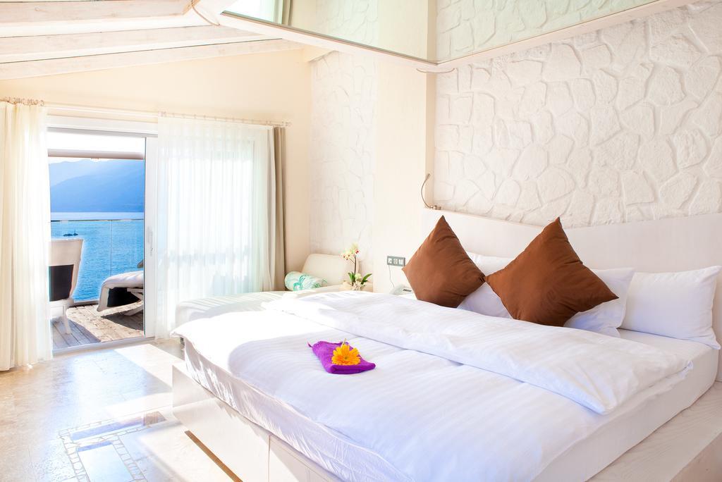 Peninsula Gardens Hotel - Adults Only Kas Room photo